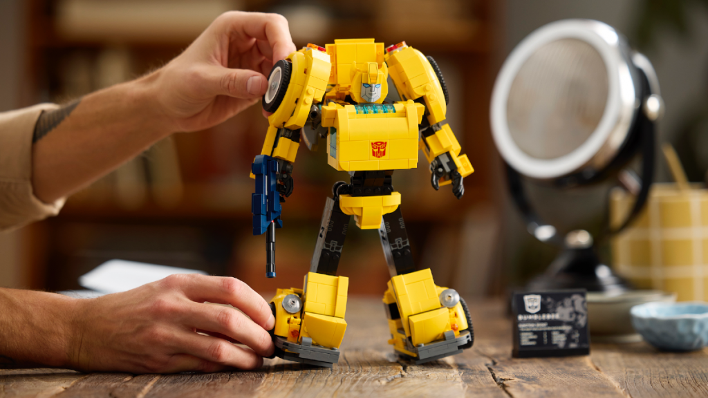 LEGO Icons Transformers 10338 Bumblebee featured 1 1024x576