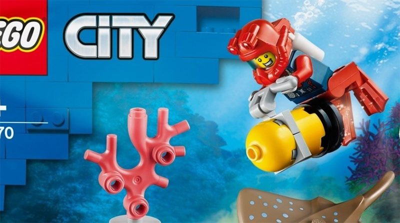 LEGO City 30370 Diver polybag revealed