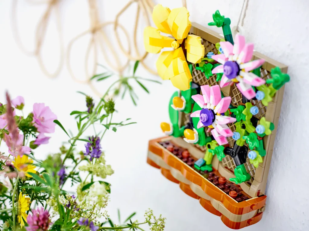 LEGO 40683 Flower Trellis Display GWP 5 1024x768