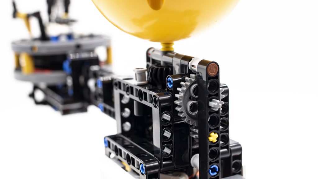 LEGO Technic 42179 Planet Earth and Moon in Orbit 18 1024x576