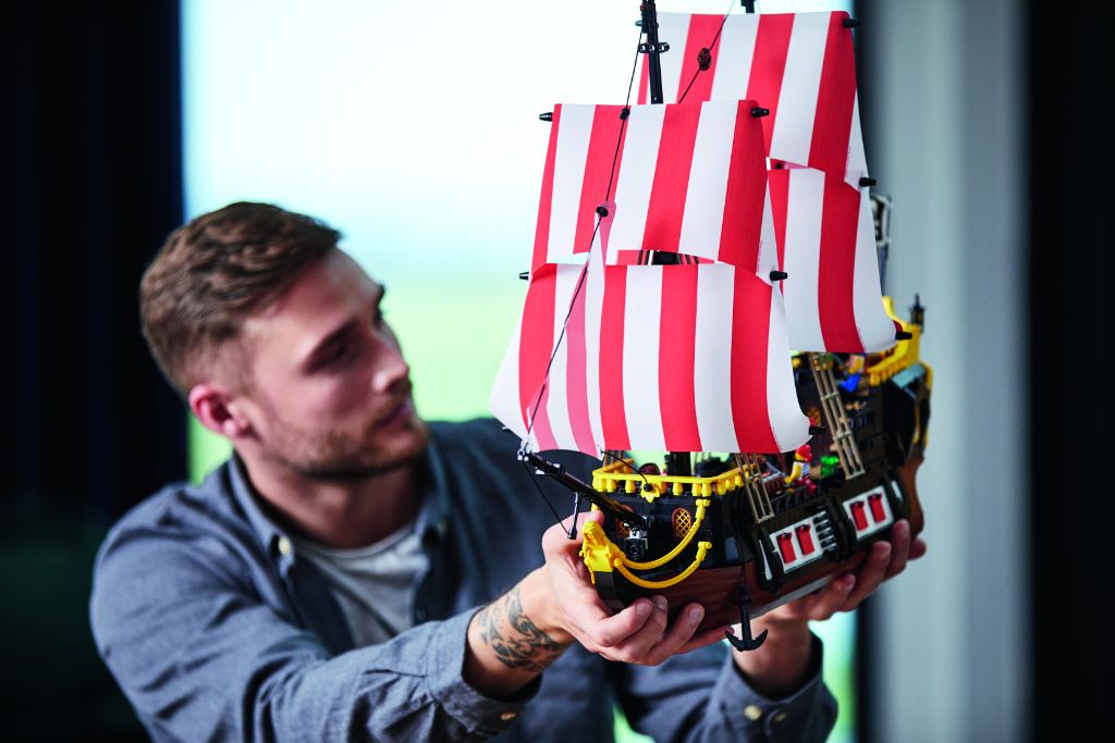 LEGO Ideas 21322 Pirates of Barracuda Bay