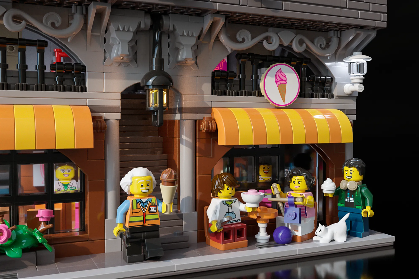 LEGO Ideas Ice Cream Parlor 2