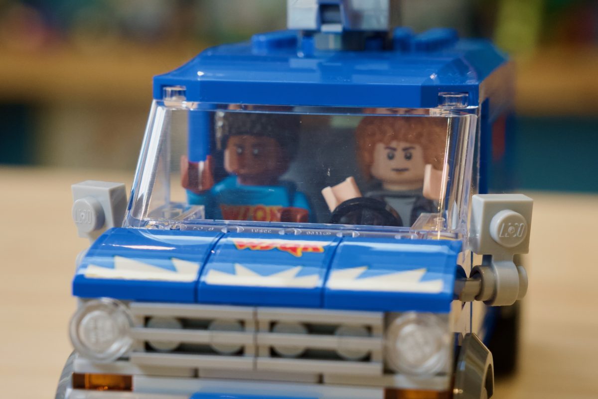 LEGO Icons 11370 Stranger Things The Creel House review 44 1200x800
