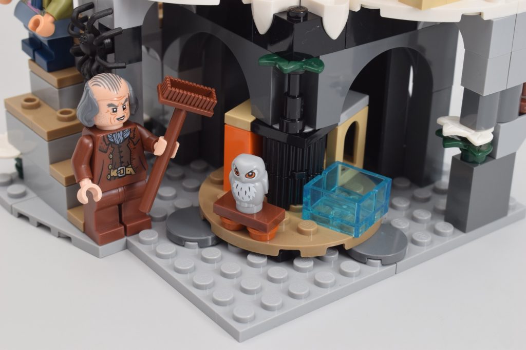 LEGO Harry Potter 76430 Hogwarts Castle Owlery review 19 1024x683