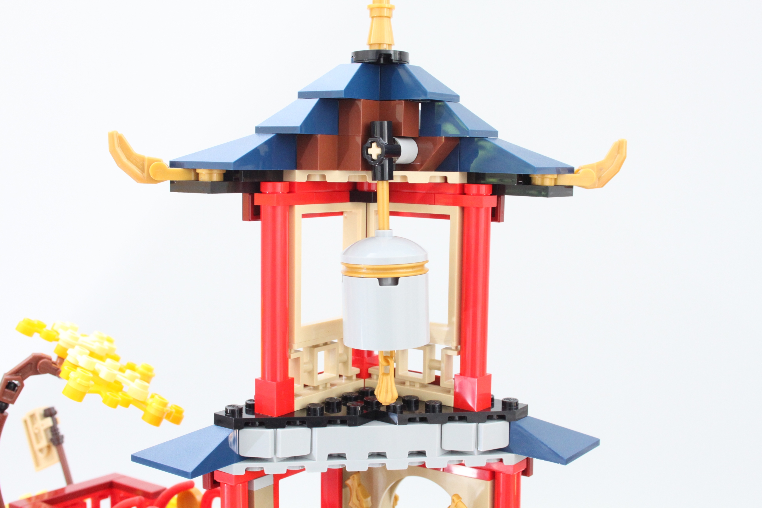 LEGO NINJAGO 71795 Temple of the Dragon Energy Cores review 30 scaled
