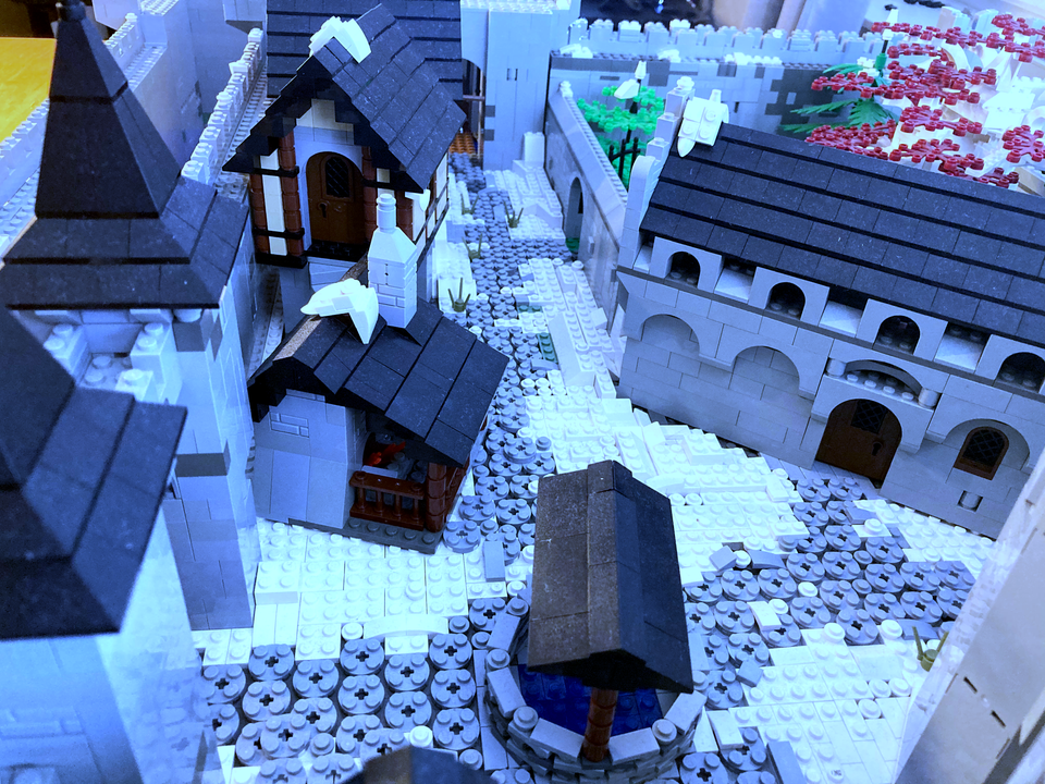 LEGO Winterfell 1