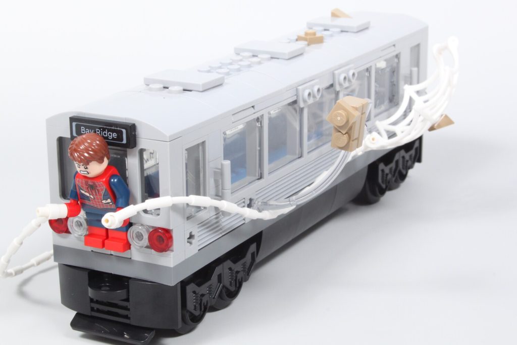 lego marvel 76321 Spider Man vs. Doc Ock Subway Train Scene review 8 1024x685
