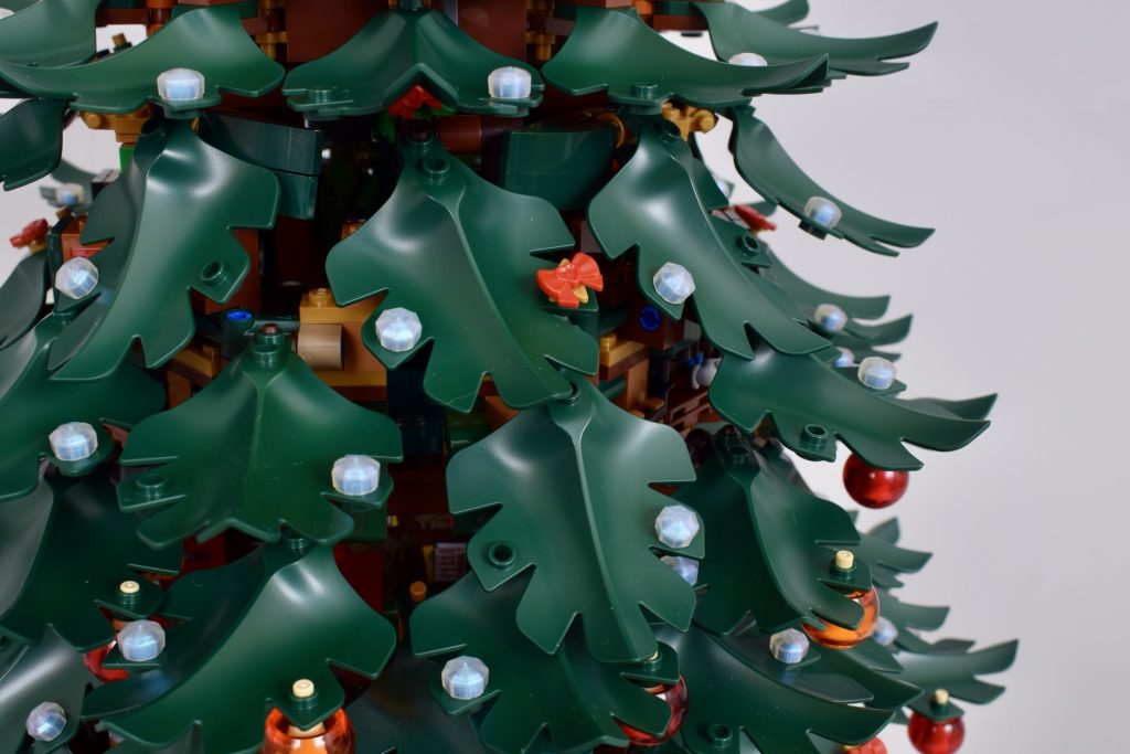 LEG 41843 Family Christmas Tree review 10 1024x683