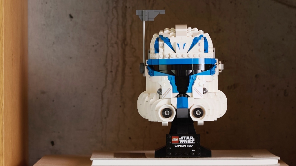 LEGO Star Wars 75349 Captain Rex Helmet lifestyle featured 1 1024x576