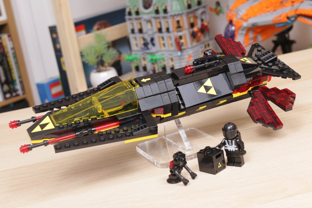 LEGO Space 40580 Blacktron Cruiser gift with purchase review 4 1024x683
