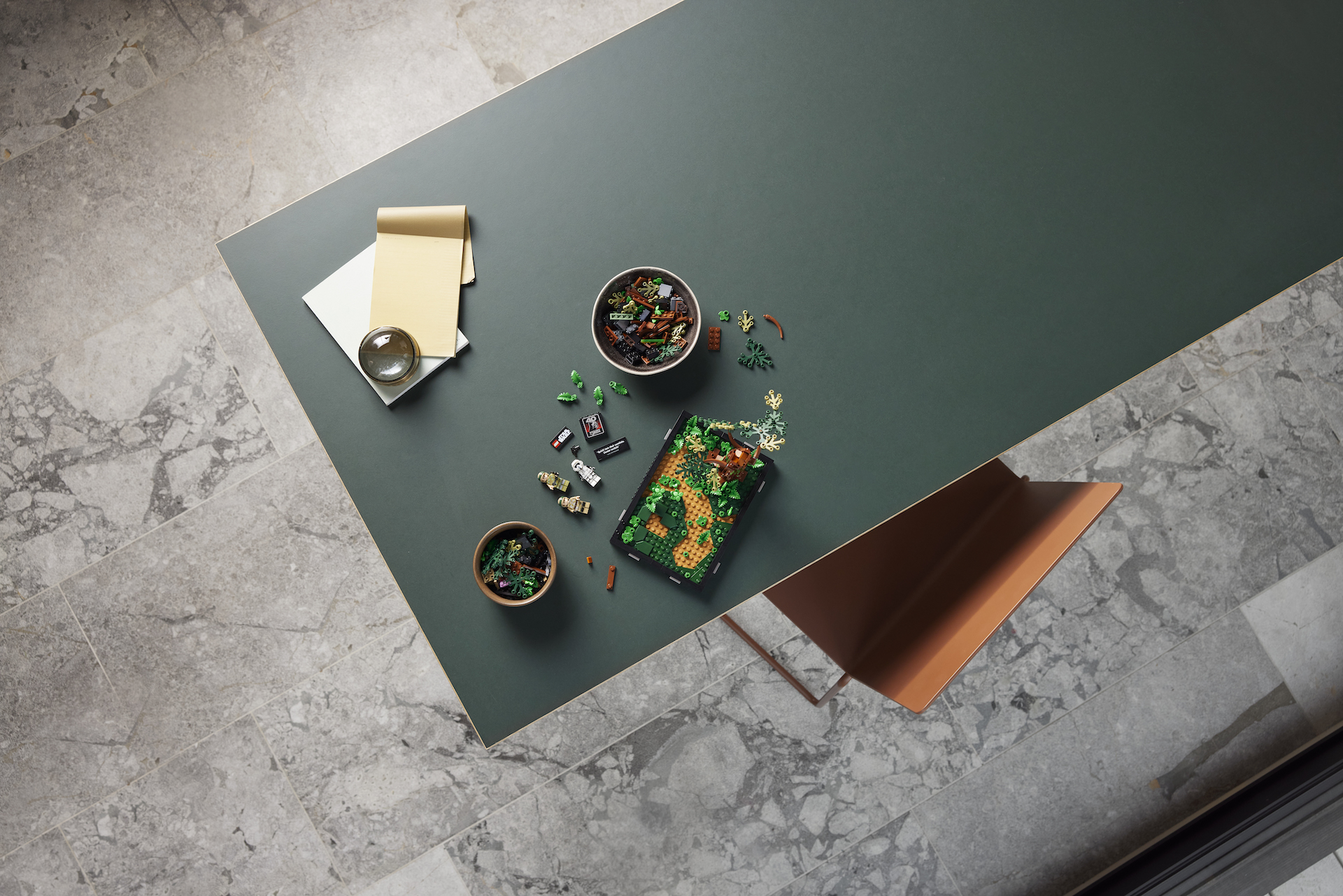 LEGO Star Wars 75353 Endor Speeder Chase Diorama 14