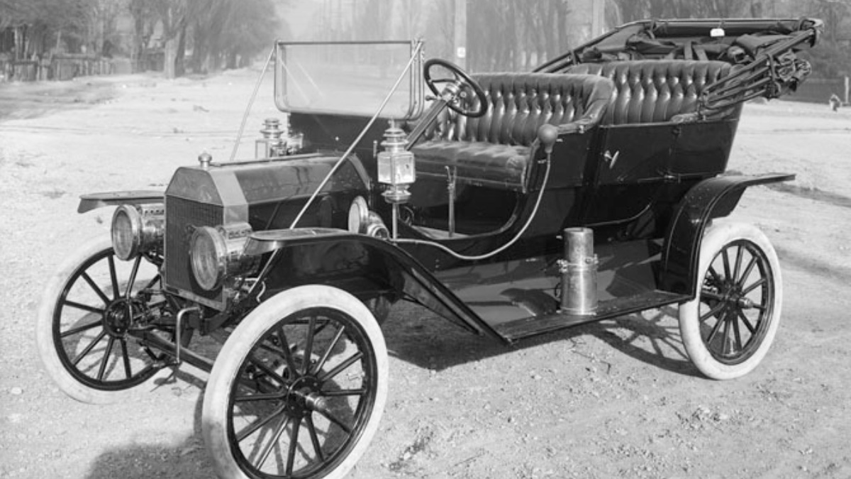 LEGO Icons rumoured to go vintage in 2026 with 11376 Ford Model T