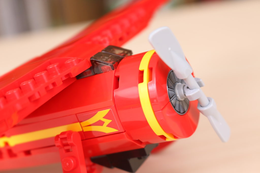 LEGO 40450 Amelia Earhart Tribute GWP review 10