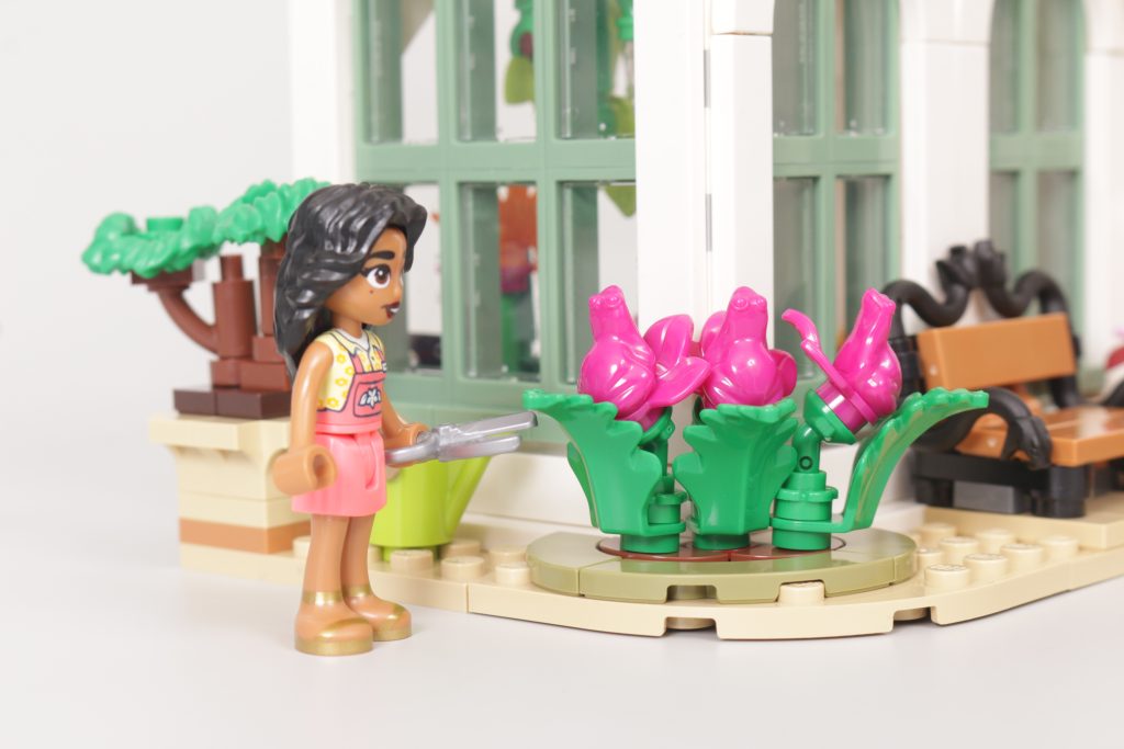 LEGO Friends 41757 Botanical Garden review 3 1024x683