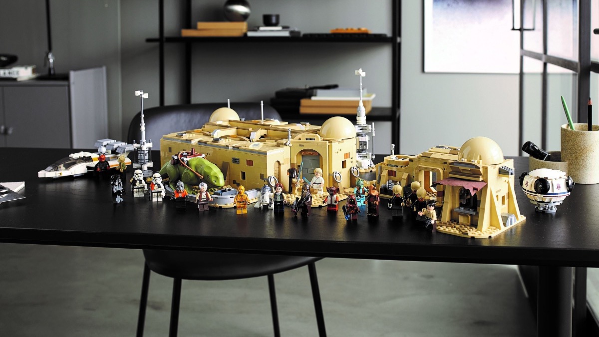 Bumper saving on 75290 Mos Eisley Cantina available with John Lewis