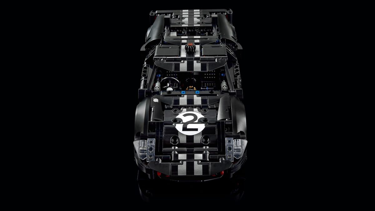 LEGO Technic 42223 1966 Ford GT40 MKII 16 1200x675