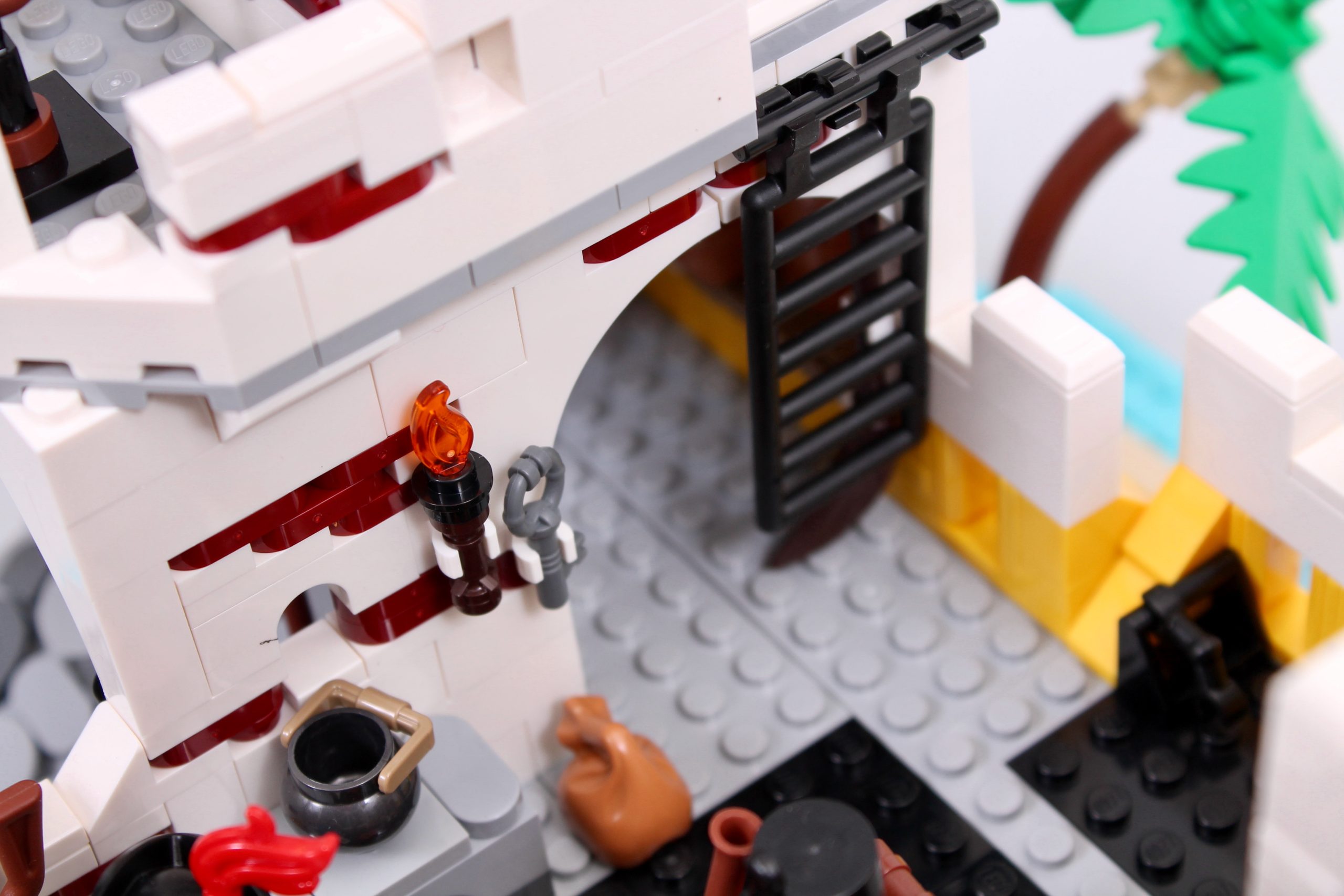 LEGO Icons 10320 Eldorado Fortress review 28 scaled