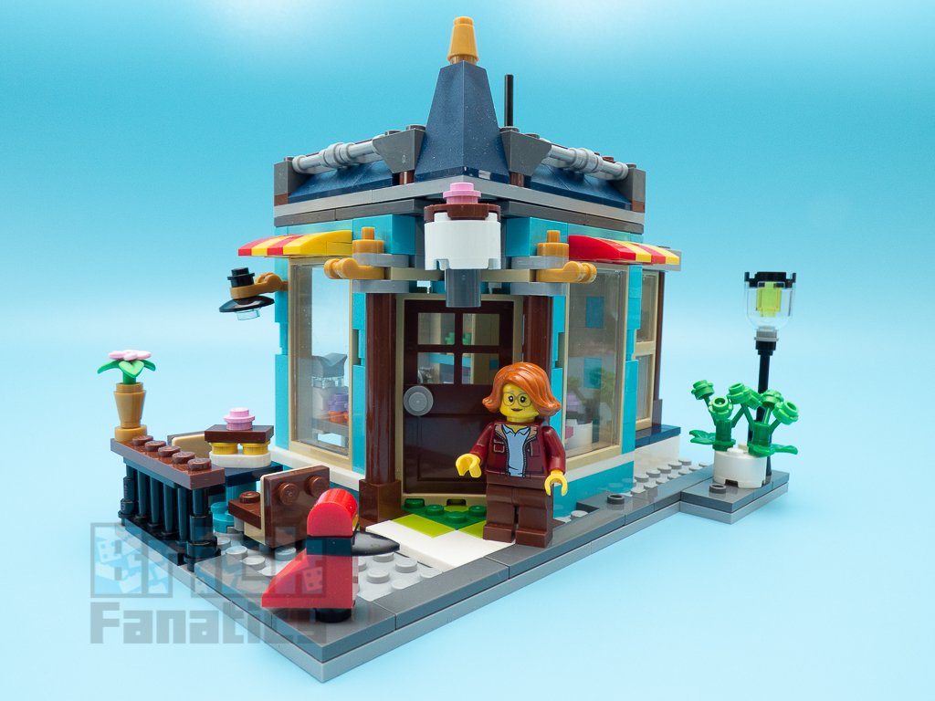 LEGO Creator 31105 Townhouse Toyshop C 13
