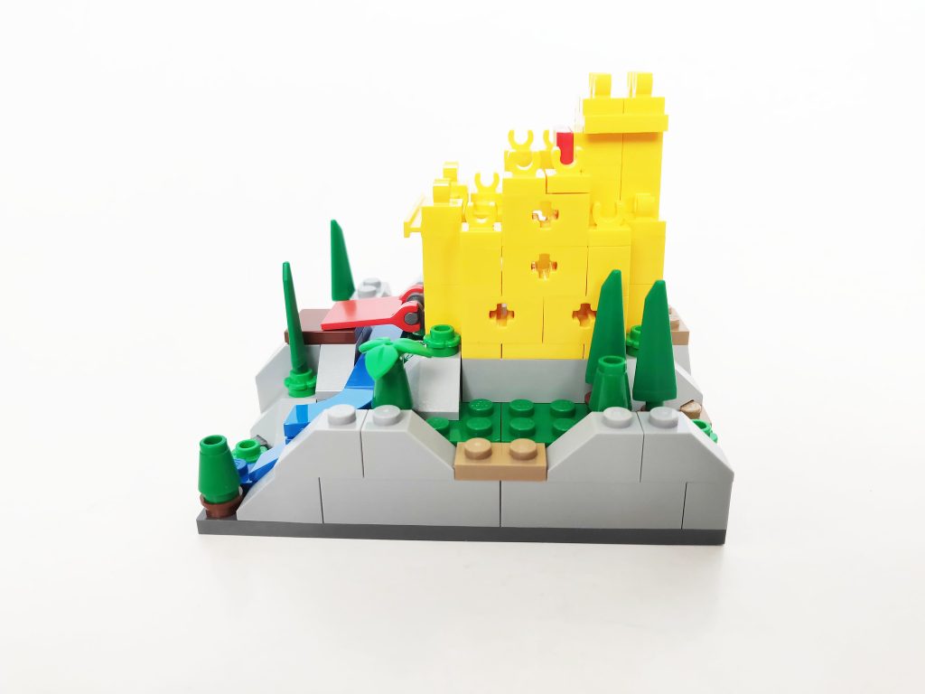 LEGO 6426244 90th Anniversary Mini Castle The Brick Fan 6 1024x768