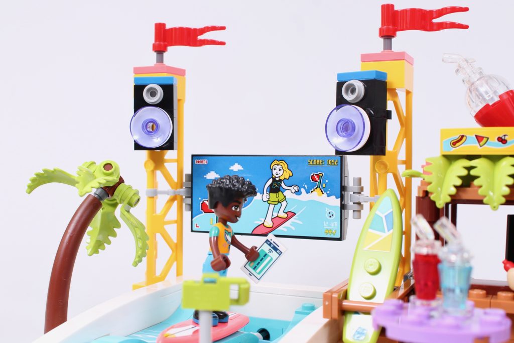 LEGO Friends 41737 Beach Amusement Park review 9 1024x683