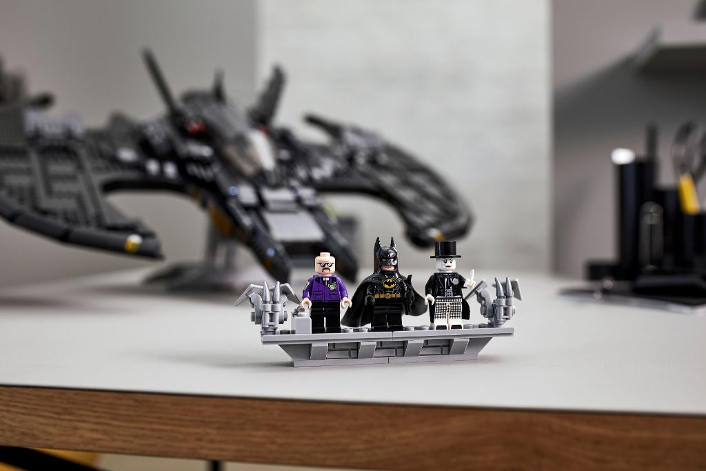 LEGO Batman 76161 1989 Batwing 18