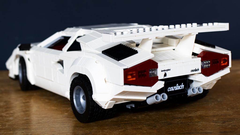 LEGO Icons 10337 Lamborghini Countach 5000 Quattrovalvole 20 1024x576