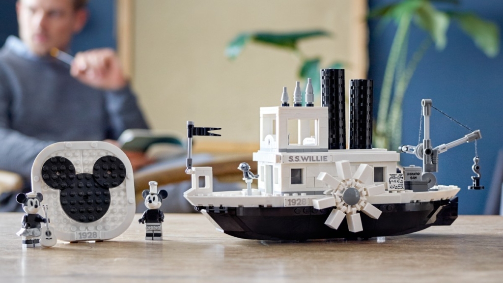 LEGO Ideas 21317 Steamboat willie lifestyle featured 1024x576
