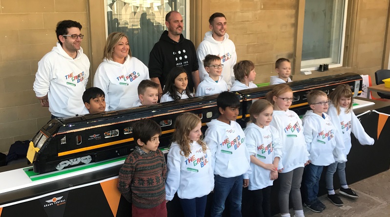 Adelante train recreated in LEGO bricks for Grand Central challenge
