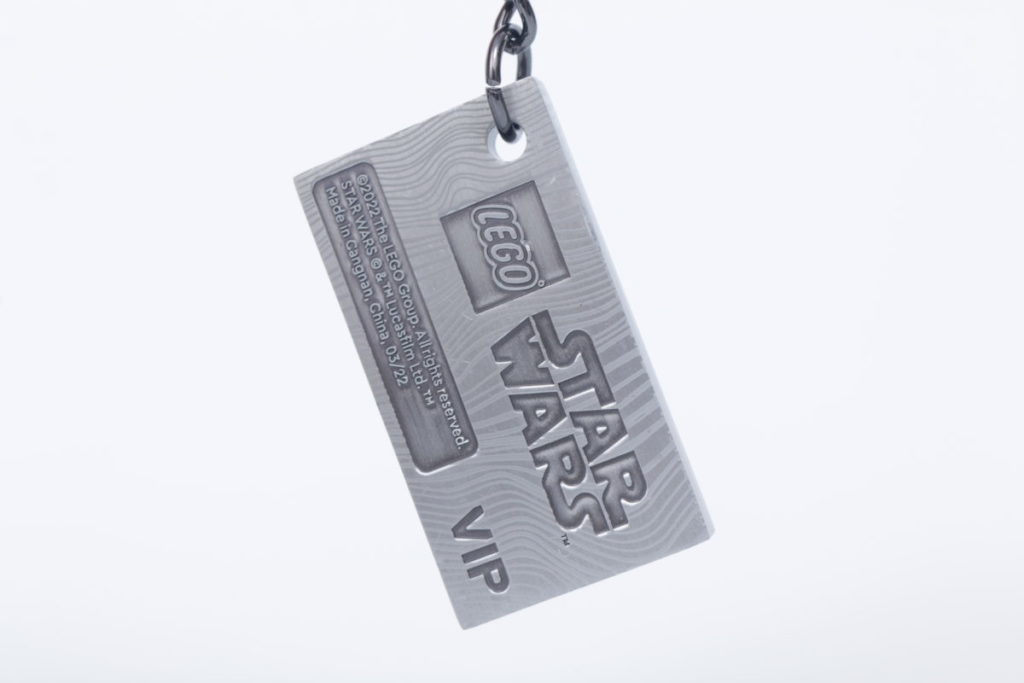 LEGO Star Wars 5007403 The Mandalorian Beskar Keyring gift with purchase review 10 1024x683
