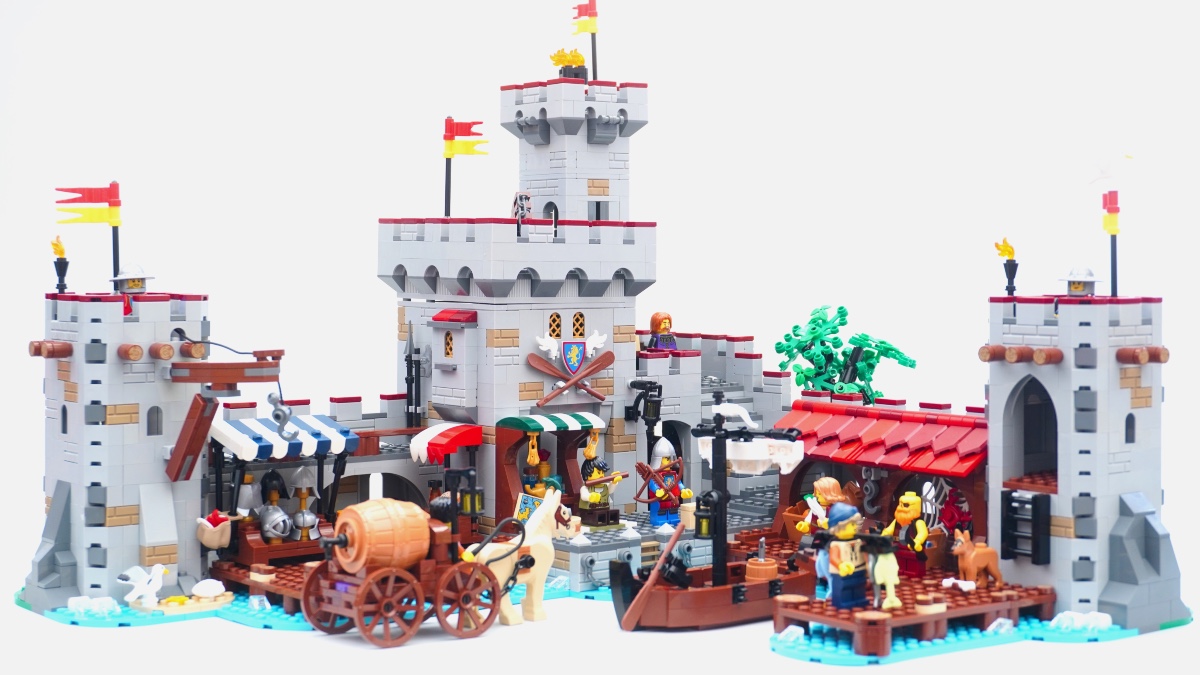 LEGO BrickLink Designer Program Series 4 Medieval Seaside Market review