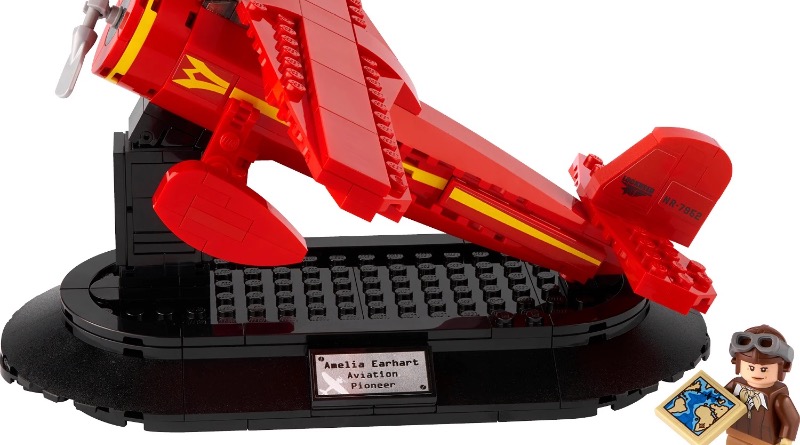 Get all the details in a LEGO 40450 Amelia Earhart Tribute Q&A