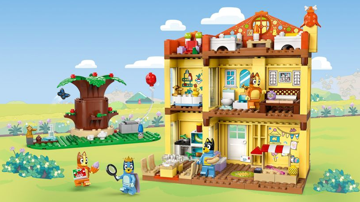 Score LEGO Bluey's biggest set for half price while you can