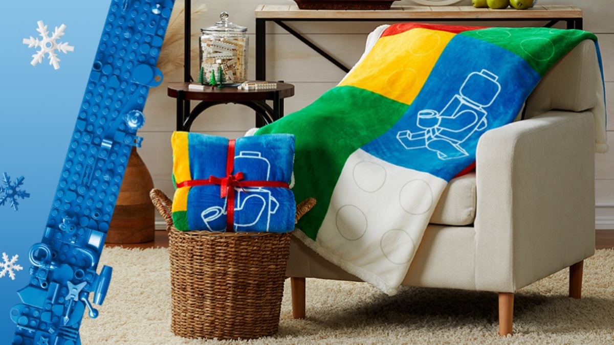 LEGO VIP 5007622 Fleece Blanket GWP offer ends tomorrow
