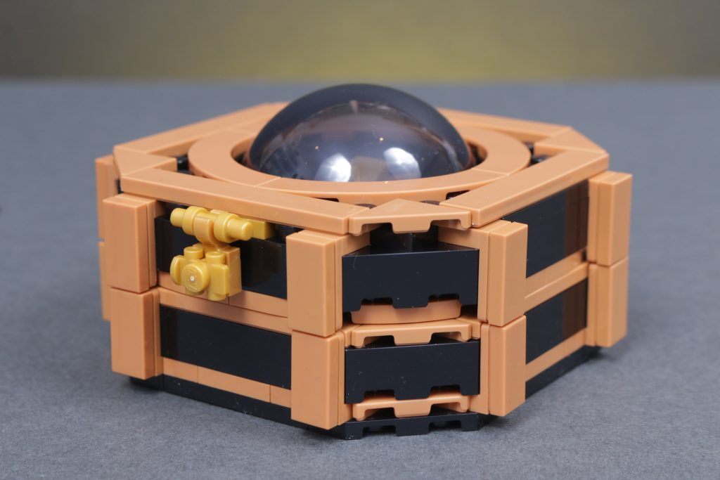 LEGO Icons Captain Jacks Sparrows Compass GWP review 8 1024x683