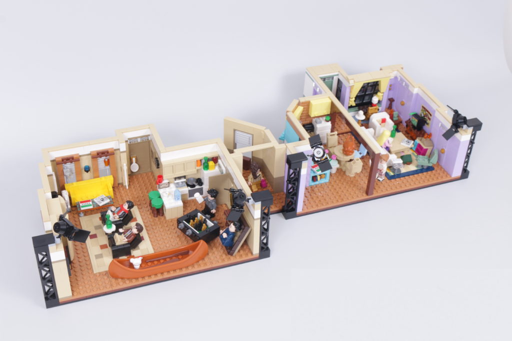 LEGO Creator Expert 10292 Friends Apartments review 64