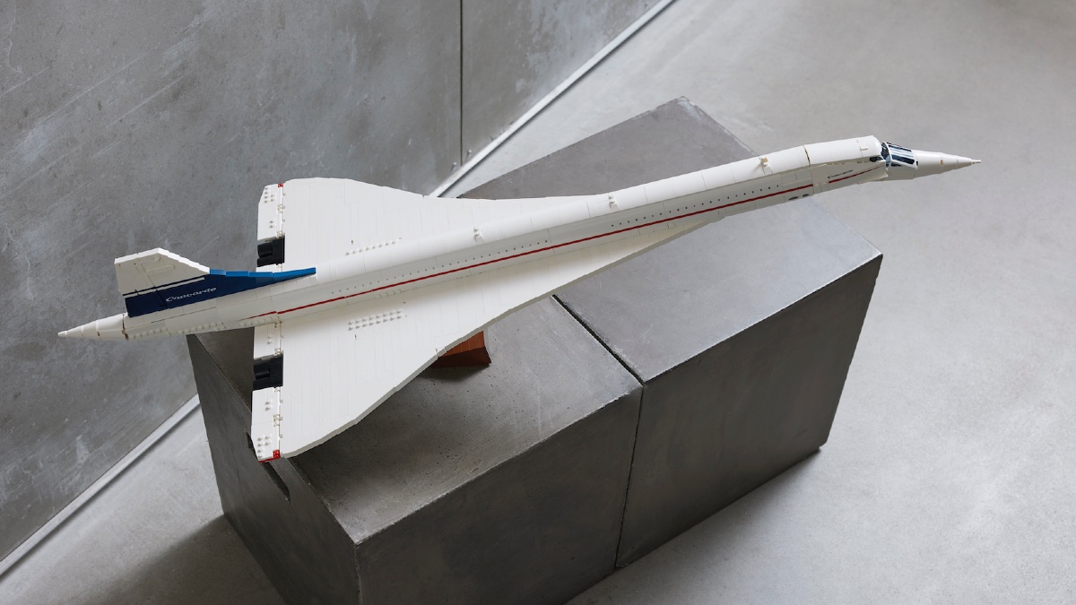 LEGO Icons 10318 Concorde officially revealed