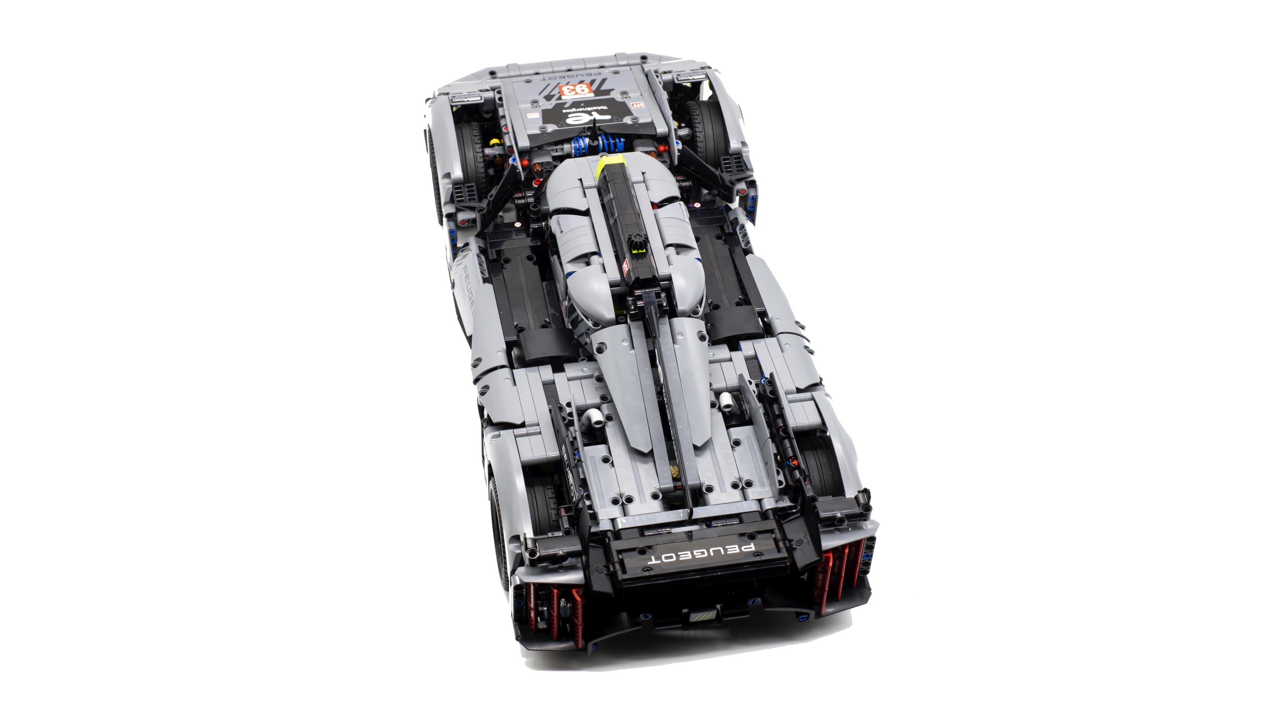 LEGO Technic 42156 PEUGEOT 9X8 24H Le Mans Hybrid Hypercar 32 scaled