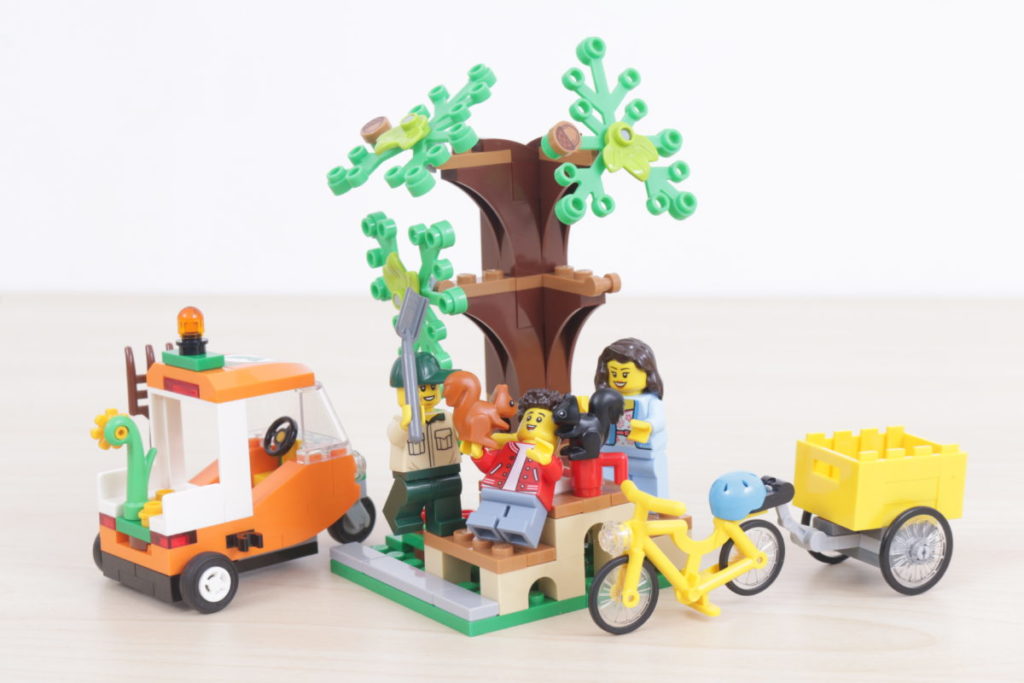 LEGO CITY 60326 Picnic in the Park review 15 1024x683