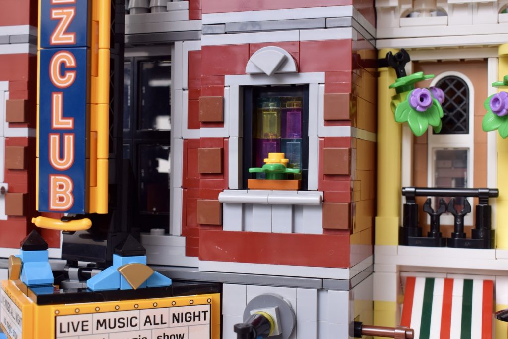 LEGO Icons 10312 Jazz Club review 4 1024x683