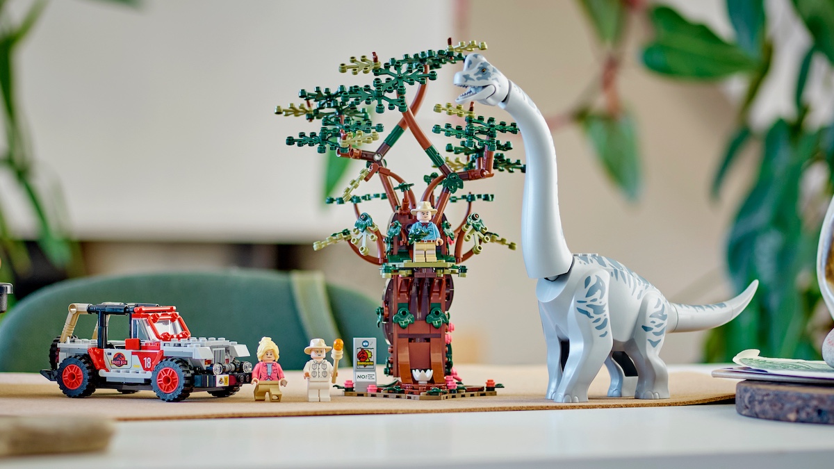 LEGO Jurassic Park 75960 Brachiosaurus Discovery featured 1