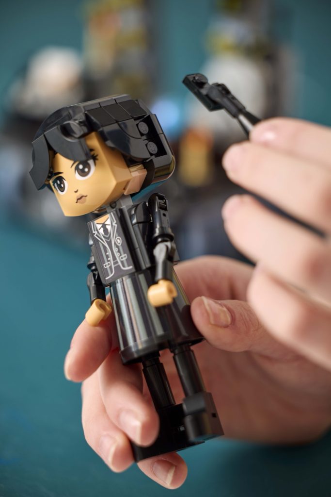 LEGO Wednesday 76780 Wednesday Addams Figure lifestyle 12 683x1024