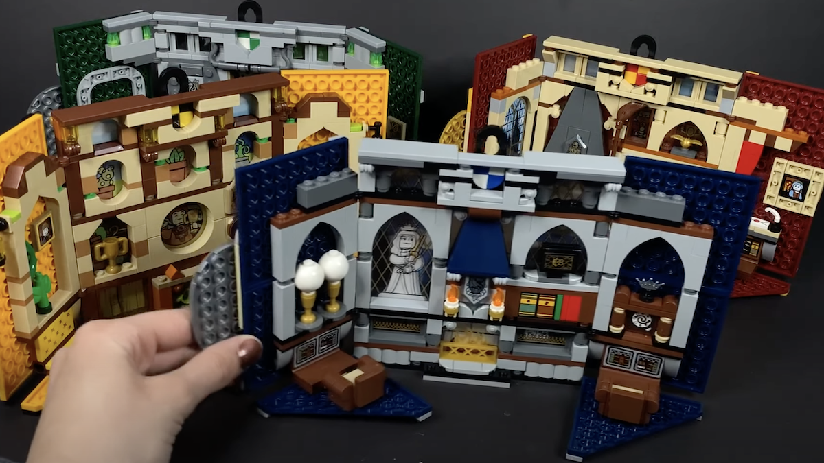 First look at LEGO Harry Potter Hogwarts Banners ahead of release