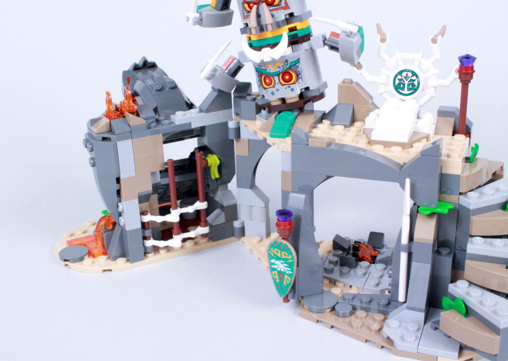 LEGO NINJAGO 71747 The Keepers Village review 13