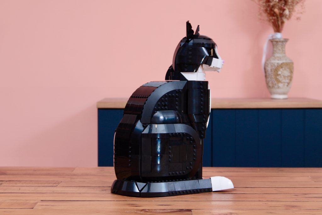 LEGO Ideas 21349 Tuxedo Cat review 7 1024x683