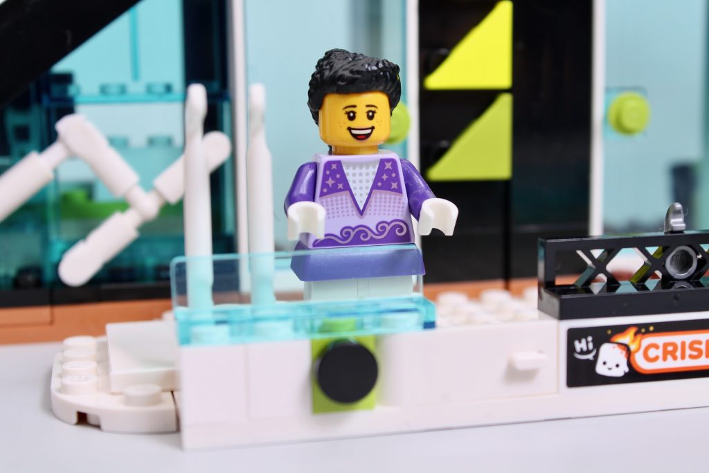 LEGO City 60366 Ski and Climbing Center review 16 1024x683