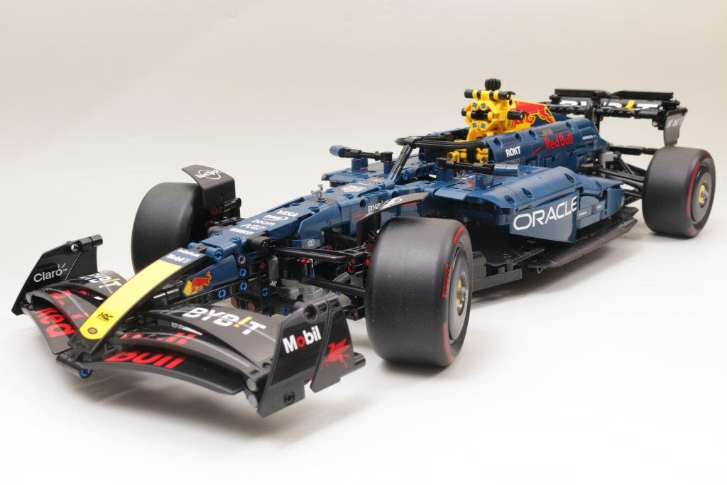 LEGO Technic 42206 Oracle Red Bull Racing RB20 F1 Car review 2 1024x683