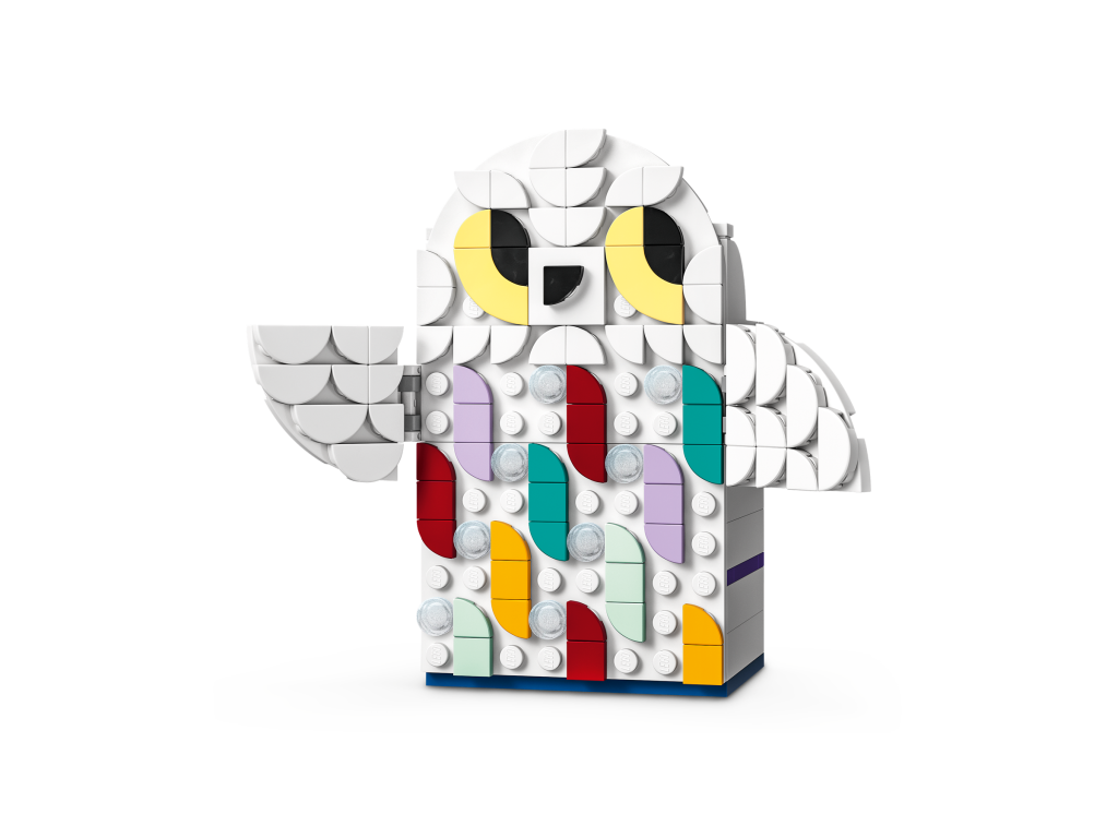 LEGO Harry Potter DOTS 41809 Hedwig Pencil Holder official 4 1024x768