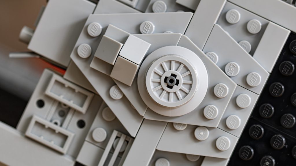 LEGO Star Wars 75382 TIE Interceptor UCS 15 1024x576