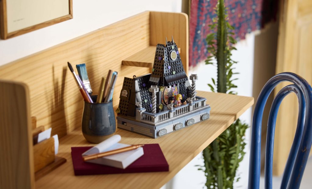LEGO Wednesday 76781 Wednesday Enids Dorm Room lifestyle 16 1024x622