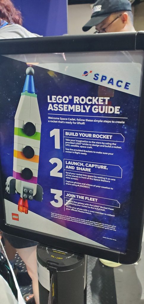 X LEGO SDCC exclusive mission patch 1 485x1024